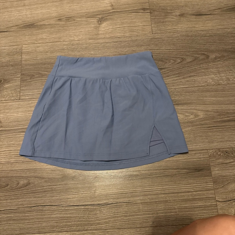 Lululemon high-rise lightweight tennis skirt size 4